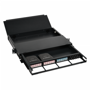 Патч-панель на 4 кассеты и адаптерные планки MCS, 19''/ 1U, выдвижная, черная